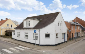 4 Bedroom Cozy Home In Løgstør